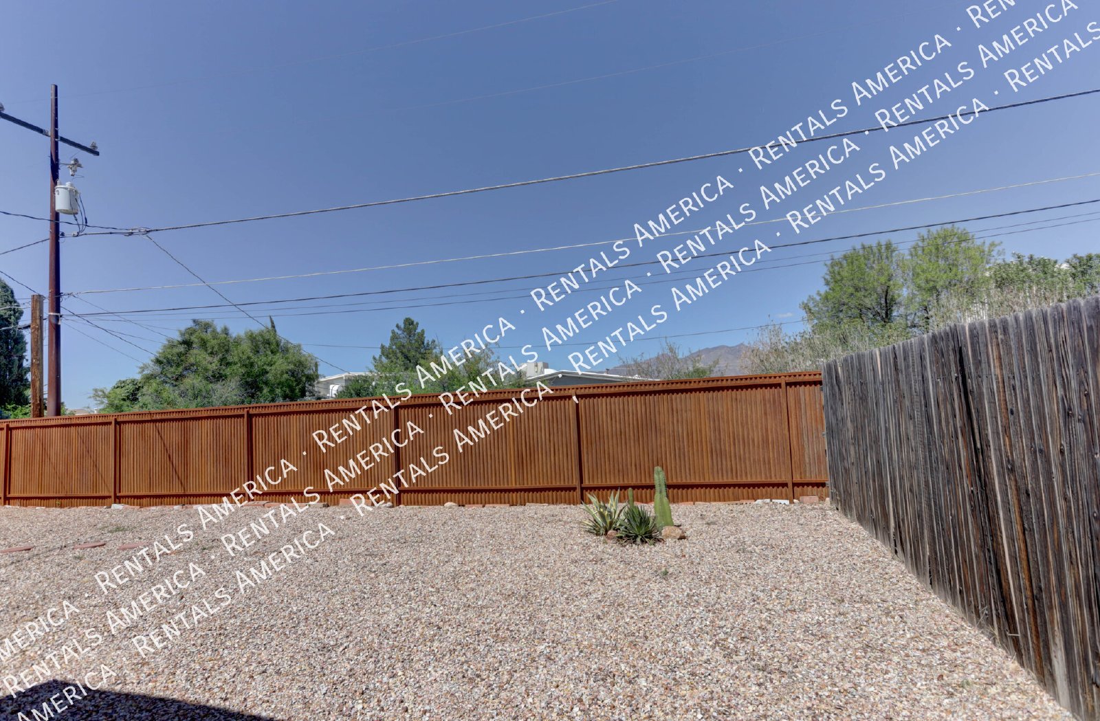 Charming 3 bedroom 2 bath Home with Modern Comforts property image