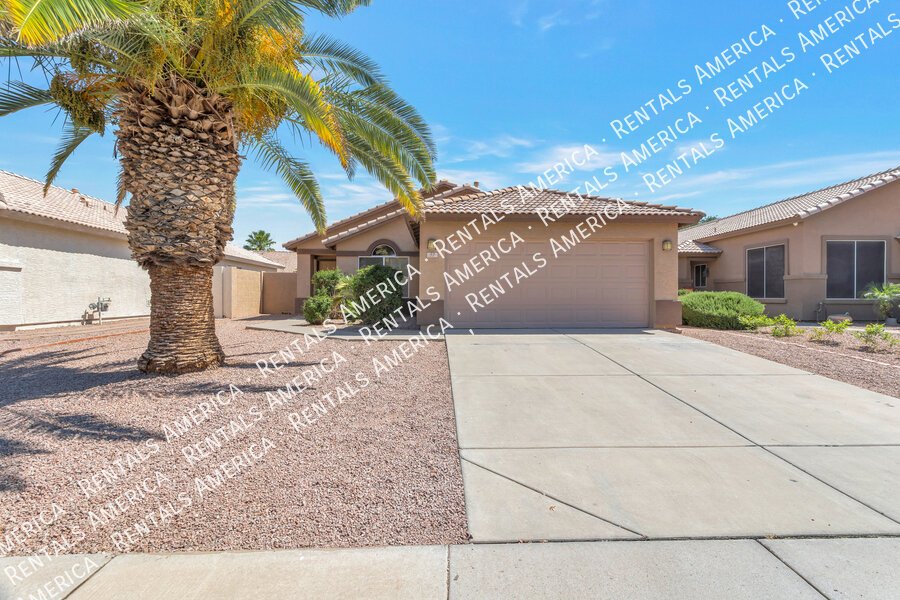 3 bedroom, 2 bath home PLUS Den in Rancho Del Verde property image