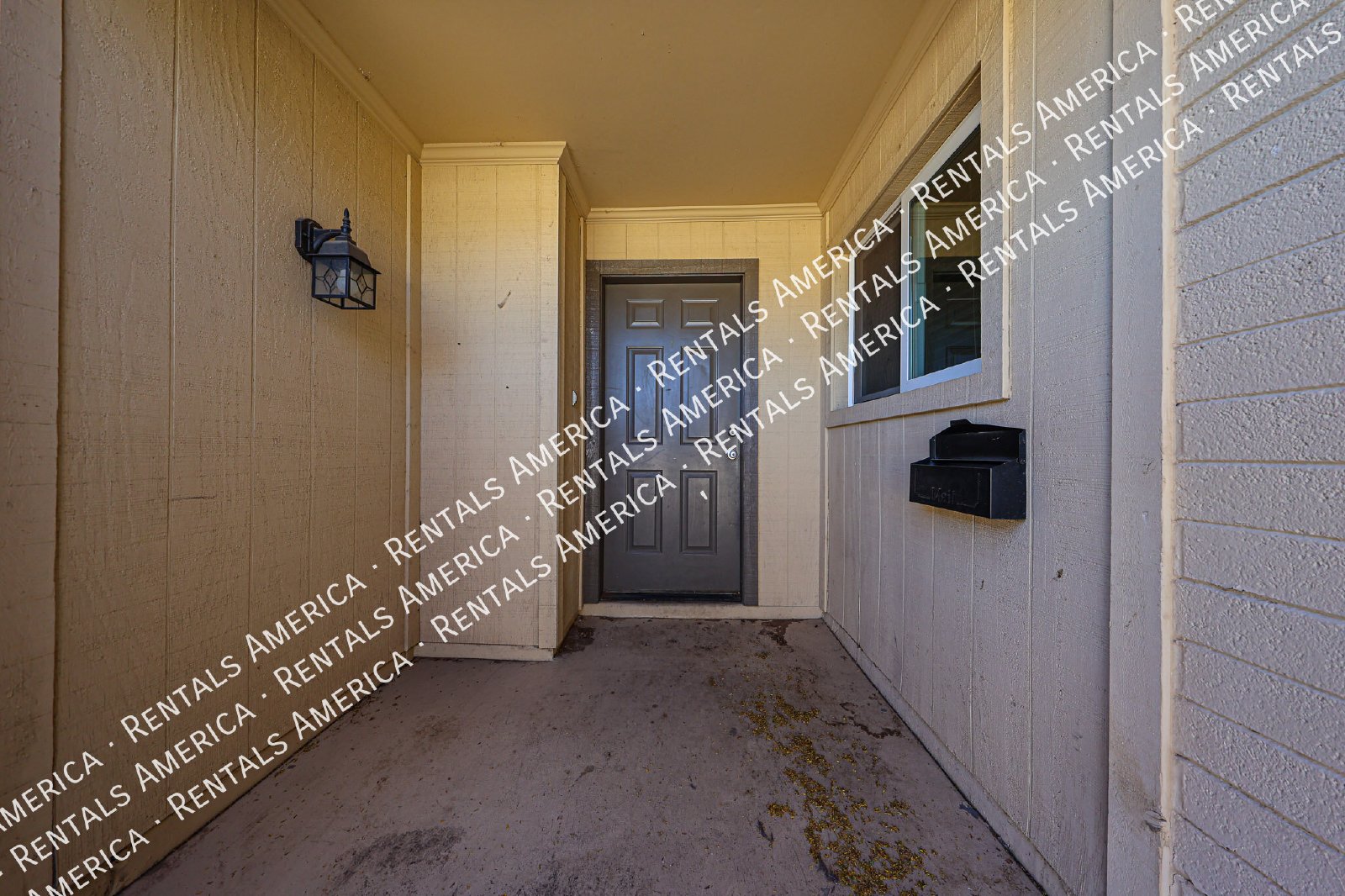 NO HOA,  4/2 bath Home in Tempe property image