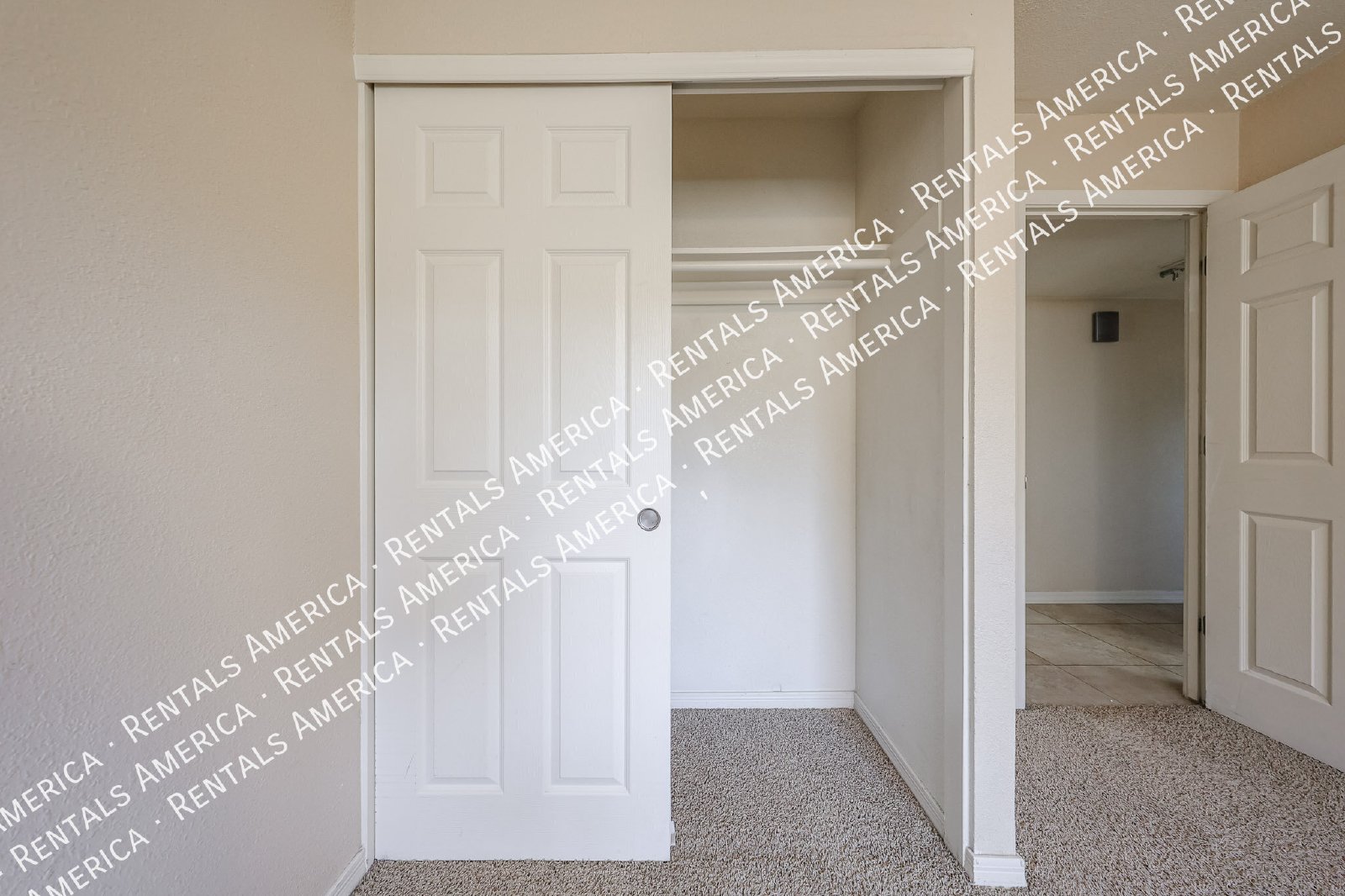 NO HOA,  4/2 bath Home in Tempe property image