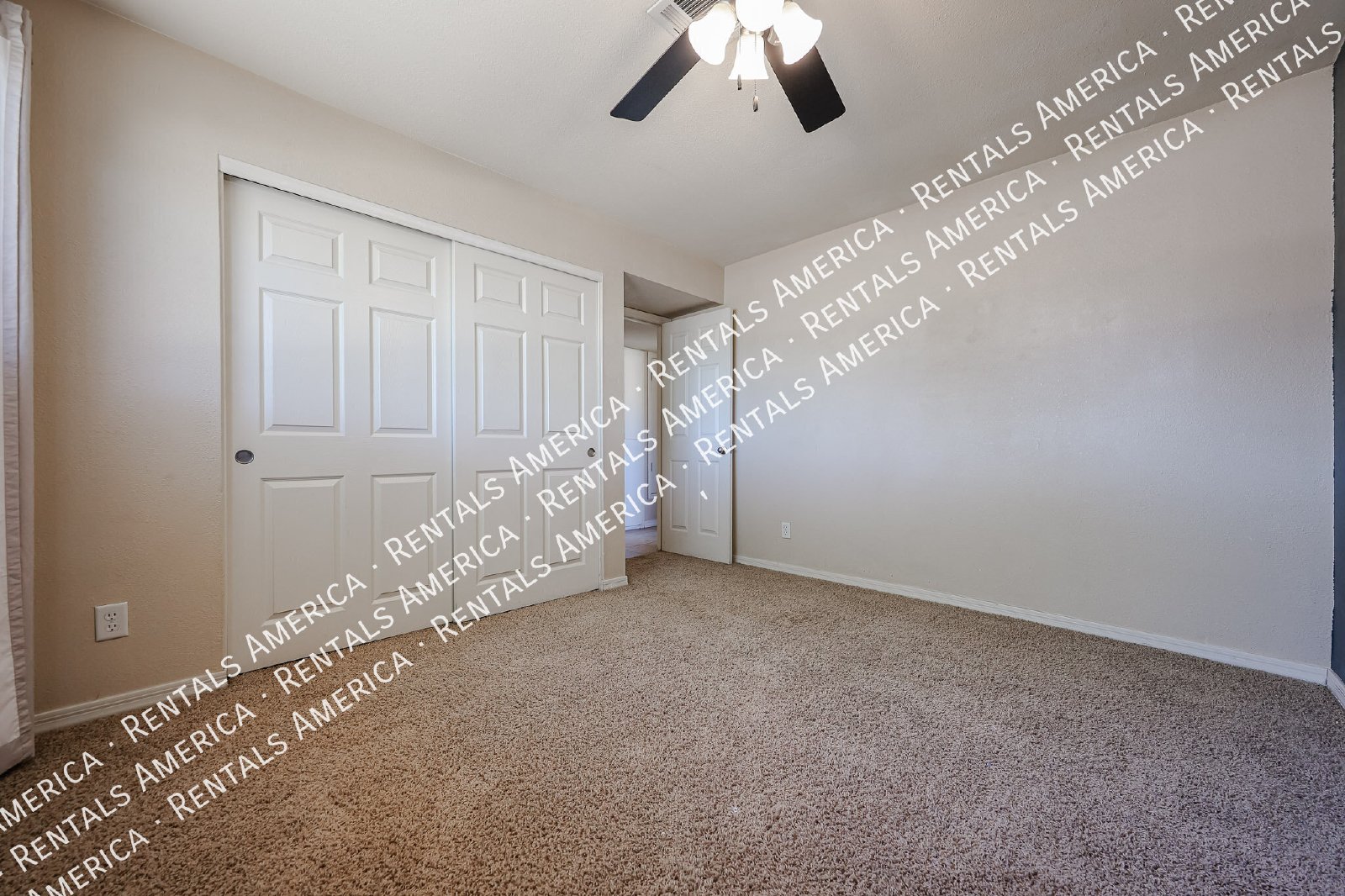 NO HOA,  4/2 bath Home in Tempe property image