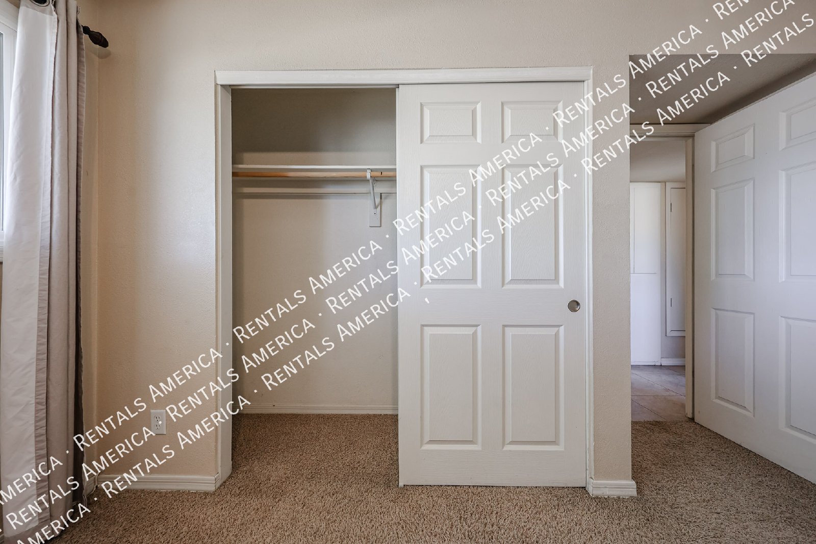 NO HOA,  4/2 bath Home in Tempe property image