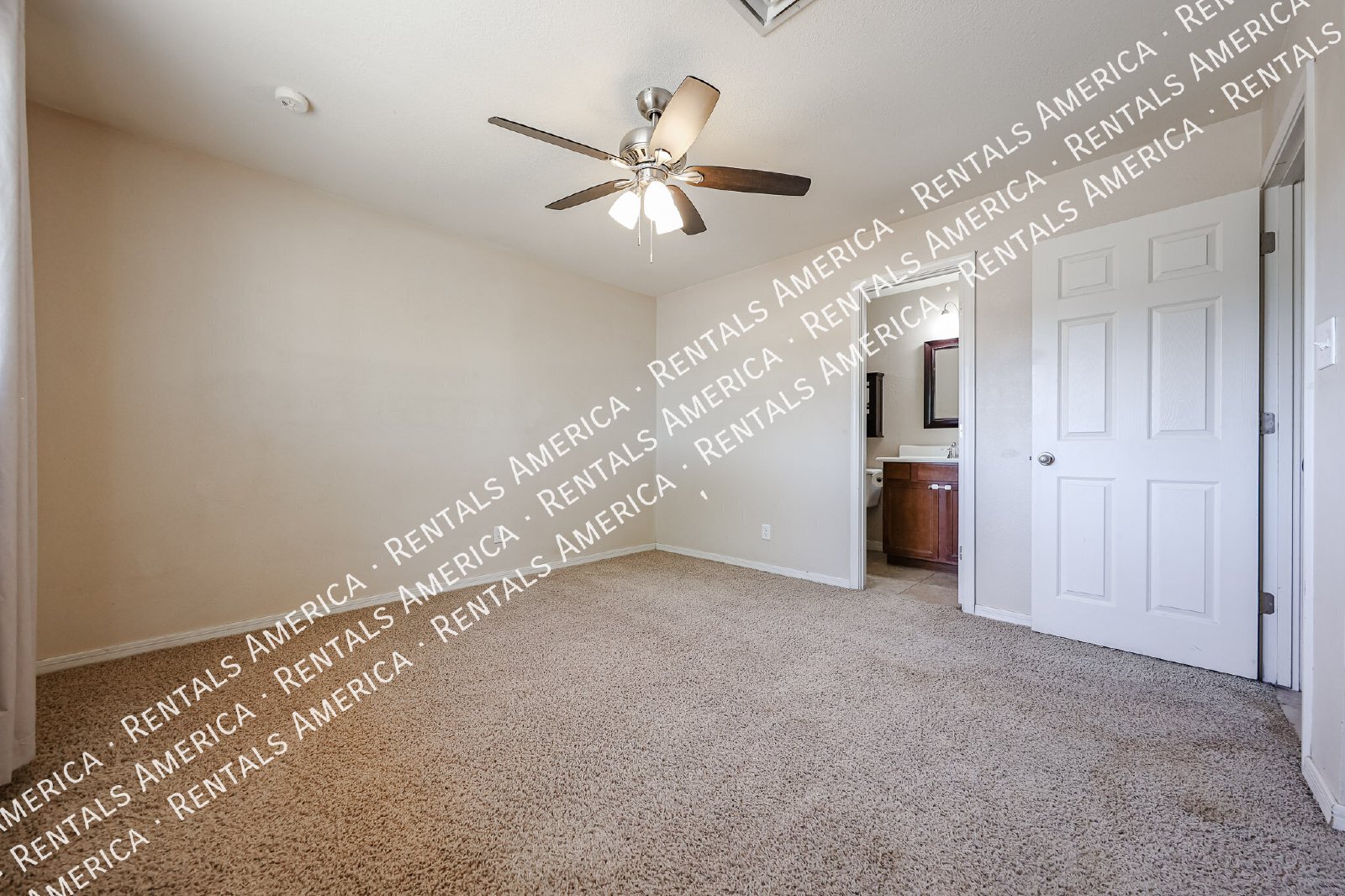 NO HOA,  4/2 bath Home in Tempe property image