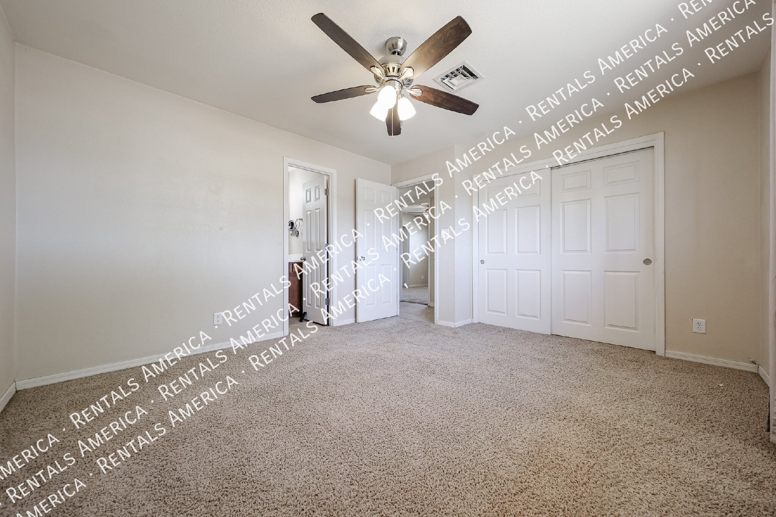 NO HOA,  4/2 bath Home in Tempe property image