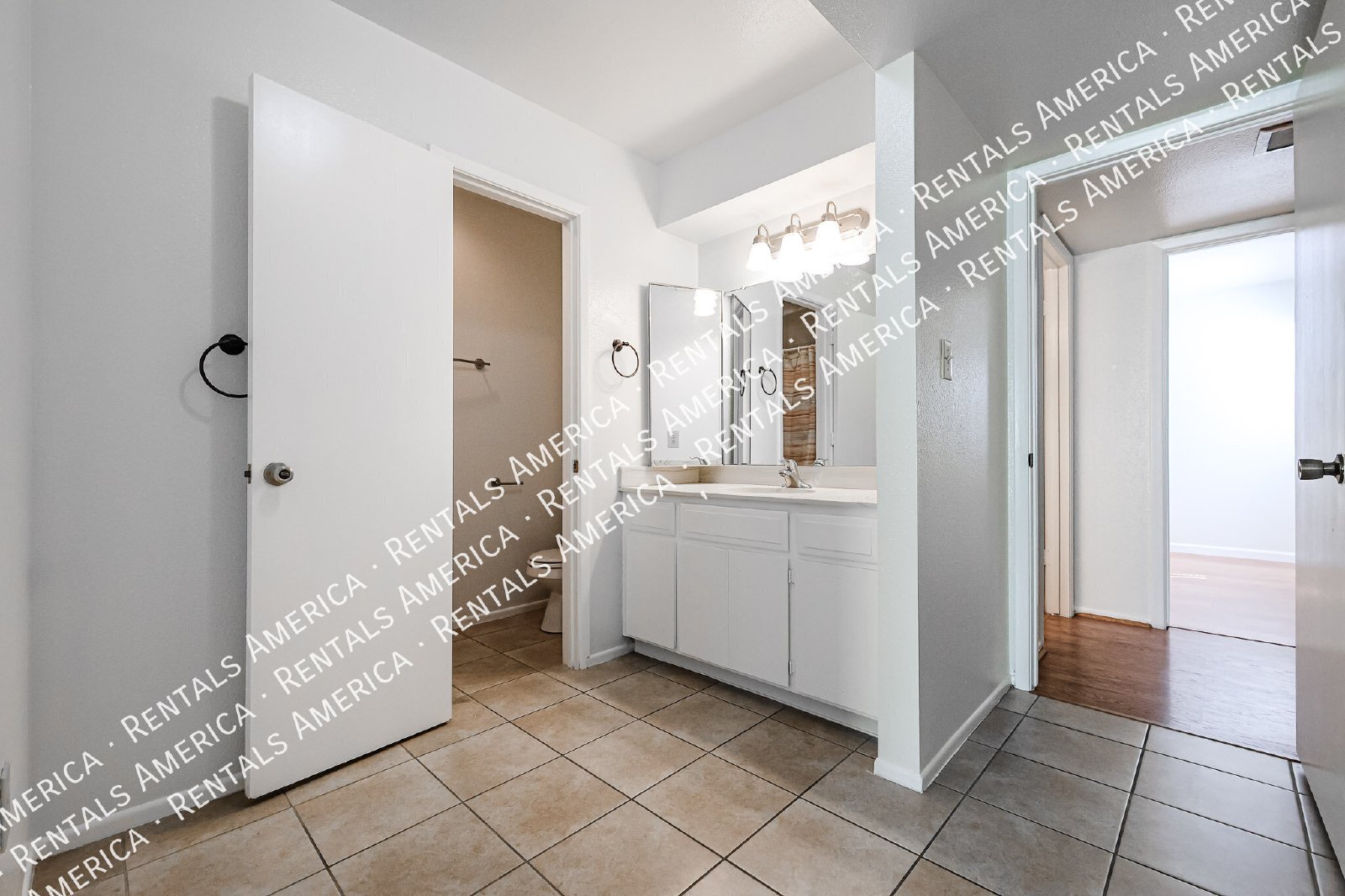 *Get 2 weeks free rent with a signed 12 month lease!* property image