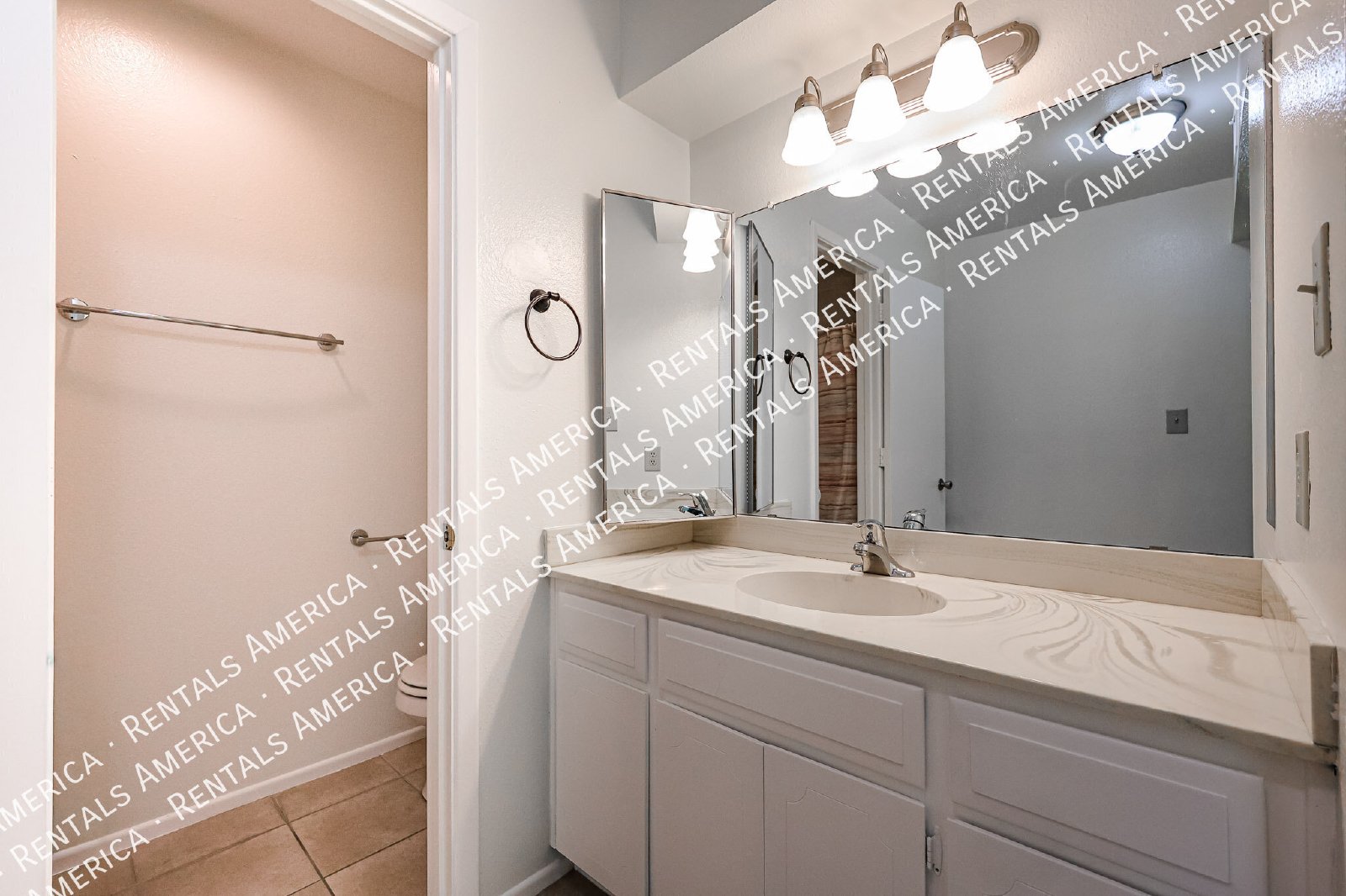 *Get 2 weeks free rent with a signed 12 month lease!* property image