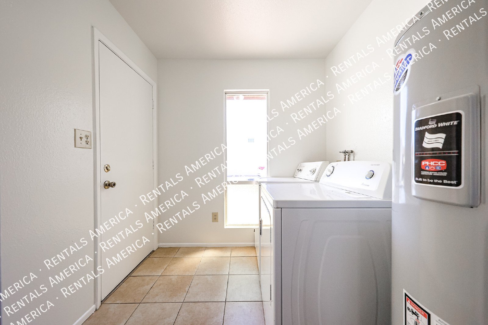 *Get 2 weeks free rent with a signed 12 month lease!* property image