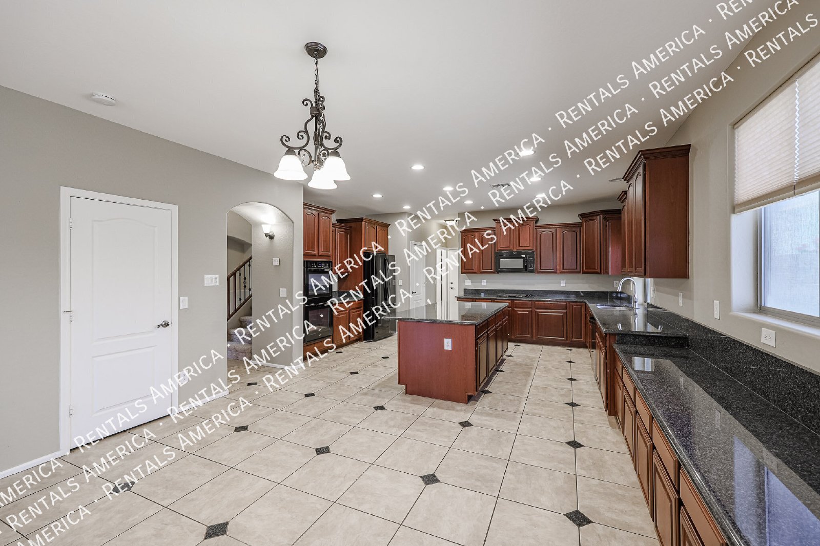 Welcome home to this 4 bedroom, 2.5 bath in Copper Basin!!! property image