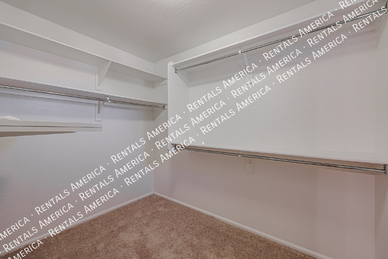 Welcome home to this 4 bedroom, 2.5 bath in Copper Basin!!! property image