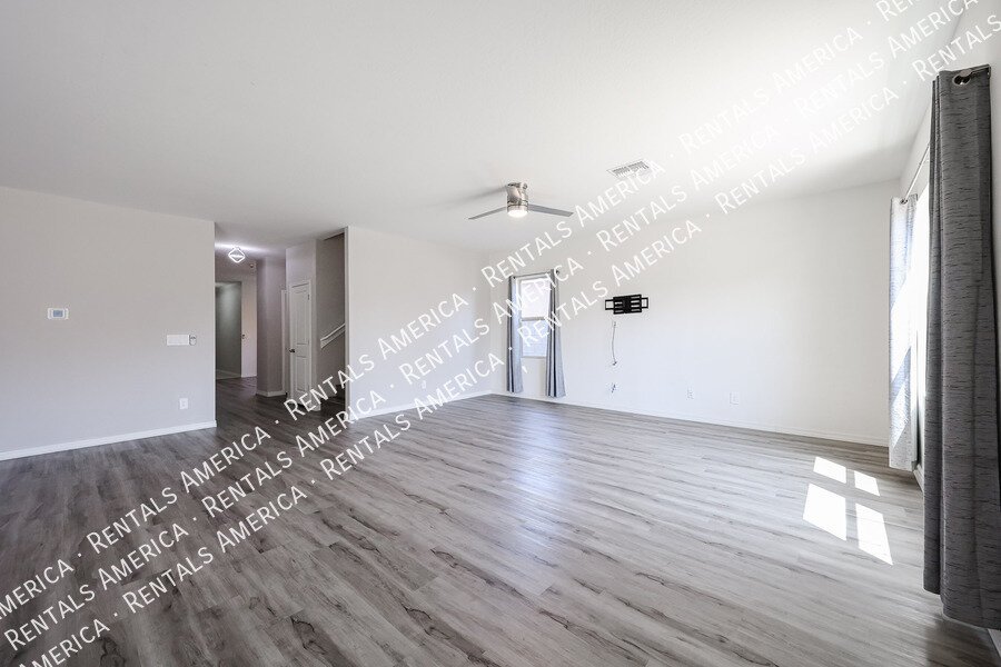 $500 RENT CREDIT +$500.00 DEPOSIT DISCOUNT! property image