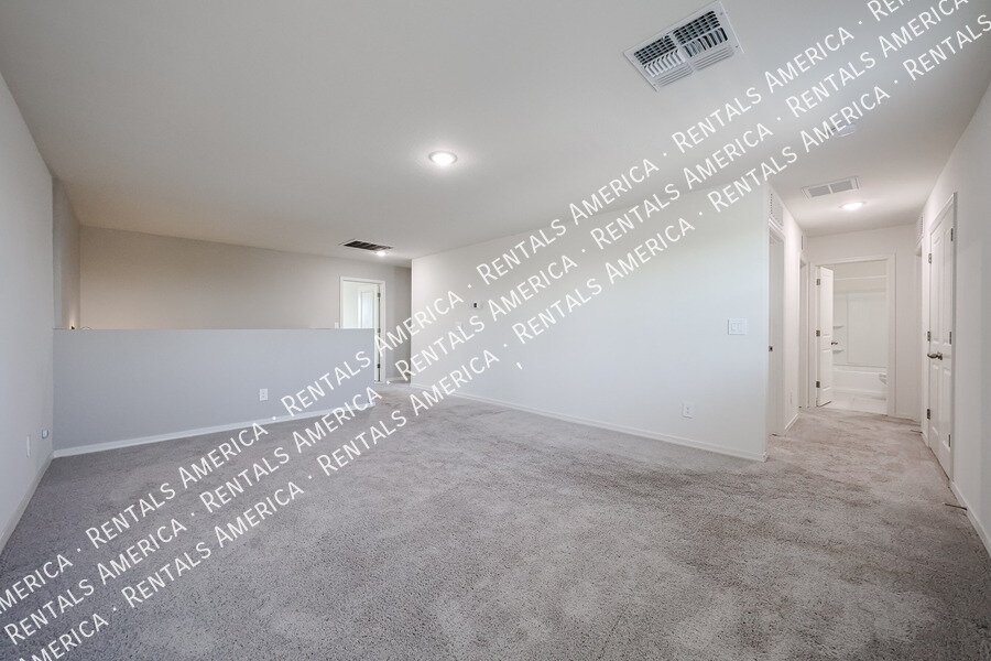 $500 RENT CREDIT +$500.00 DEPOSIT DISCOUNT! property image