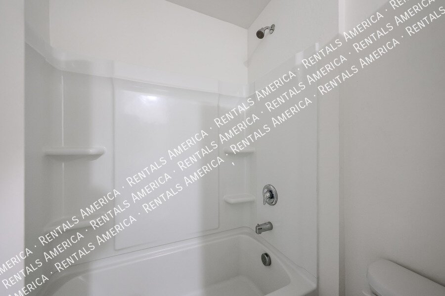 $500 RENT CREDIT +$500.00 DEPOSIT DISCOUNT! property image