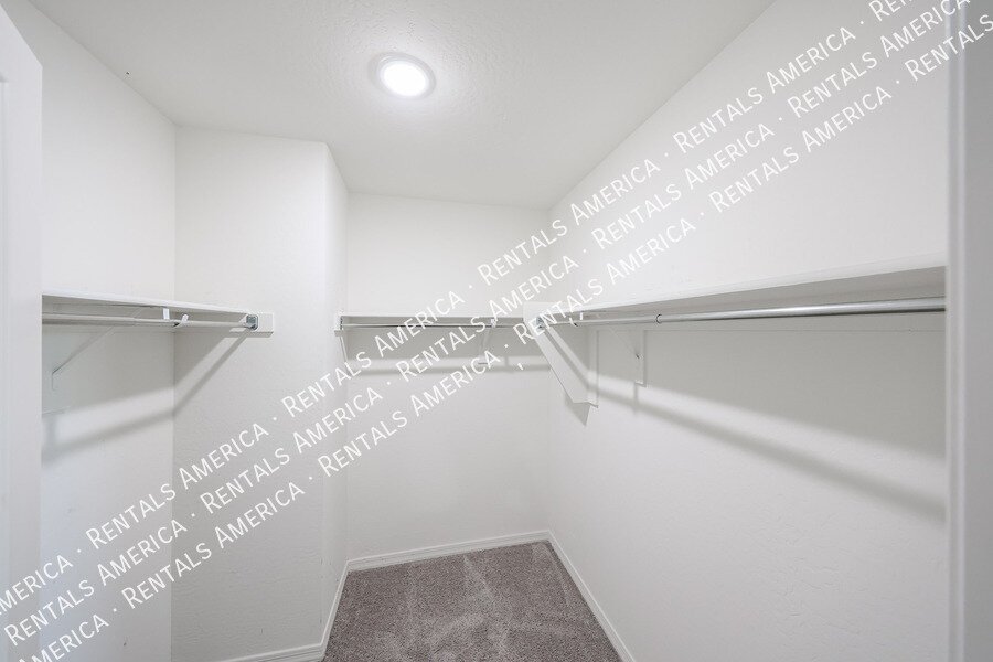 $500 RENT CREDIT +$500.00 DEPOSIT DISCOUNT! property image