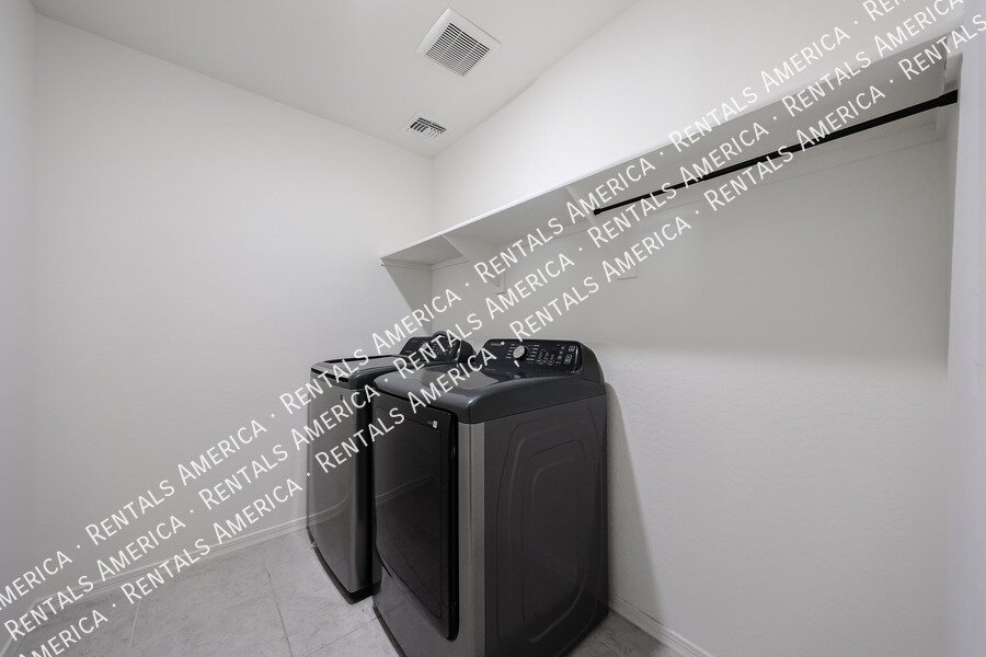 $500 RENT CREDIT +$500.00 DEPOSIT DISCOUNT! property image