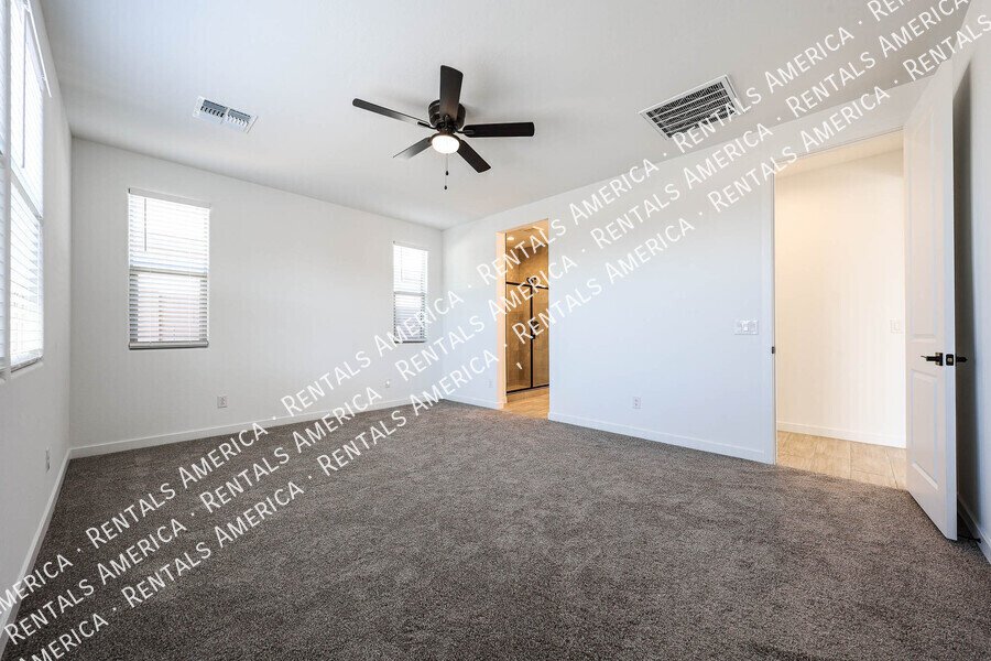 MOVE IN SPECIAL!!!! AVAILABLE NOW FOR IMMEDIATE MOVE IN property image