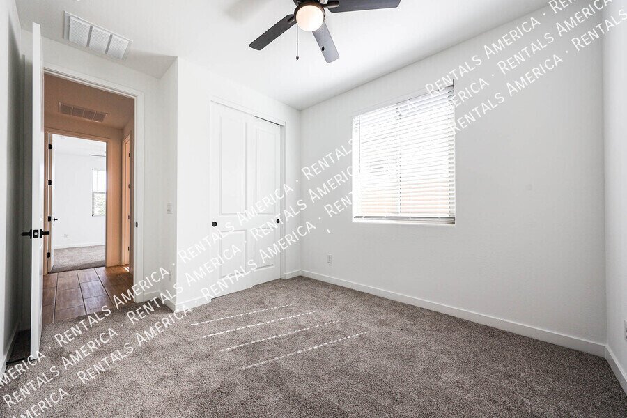MOVE IN SPECIAL!!!! AVAILABLE NOW FOR IMMEDIATE MOVE IN property image