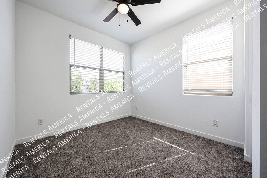 MOVE IN SPECIAL!!!! AVAILABLE NOW FOR IMMEDIATE MOVE IN property image