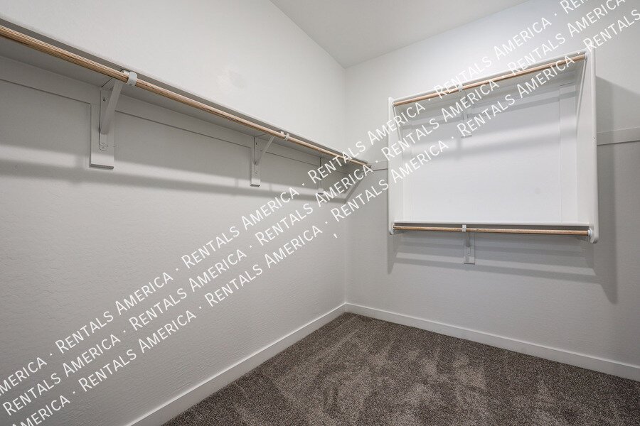 MOVE IN SPECIAL!!!! AVAILABLE NOW FOR IMMEDIATE MOVE IN property image