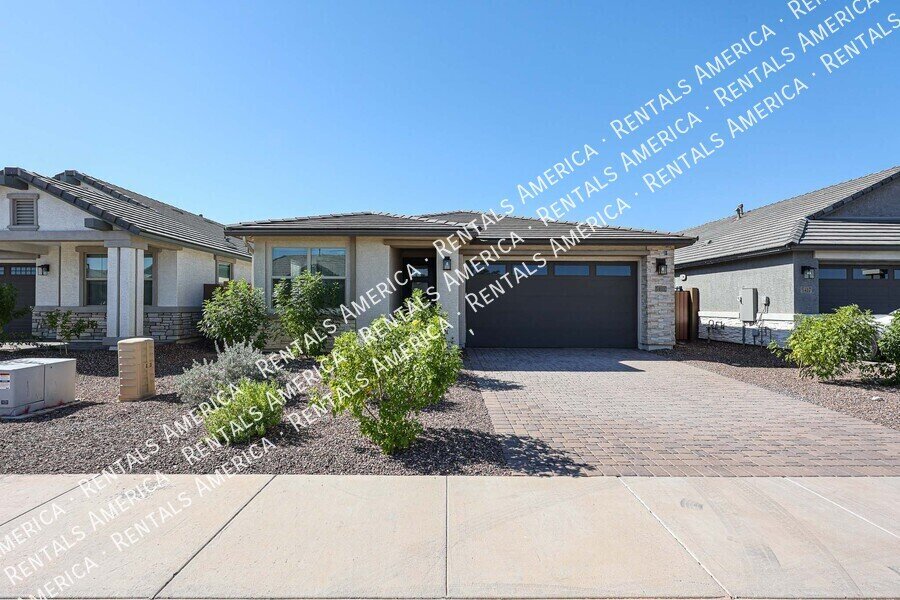 MOVE IN SPECIAL!!!! AVAILABLE NOW FOR IMMEDIATE MOVE IN property image