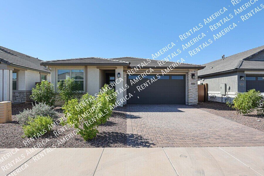 MOVE IN SPECIAL!!!! AVAILABLE NOW FOR IMMEDIATE MOVE IN property image