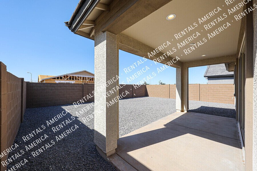 MOVE IN SPECIAL!!!! AVAILABLE NOW FOR IMMEDIATE MOVE IN property image