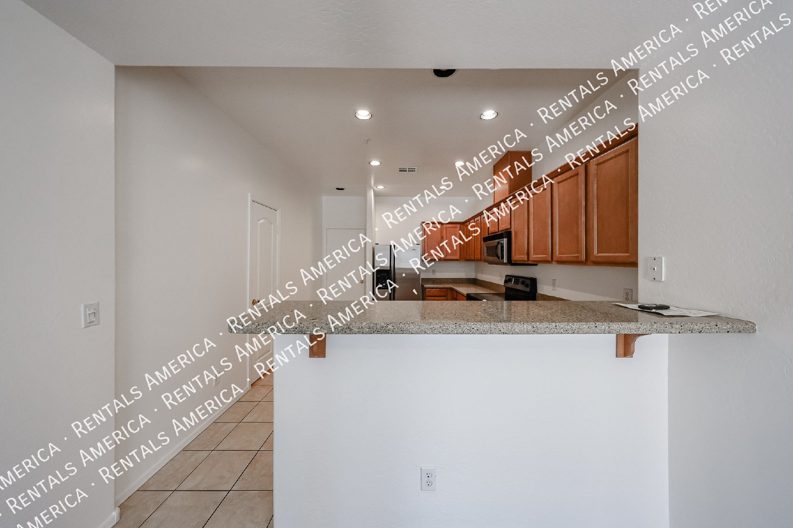 Gated Community! 3 Bedroom Townhouse w/ 2 Car Garage! property image