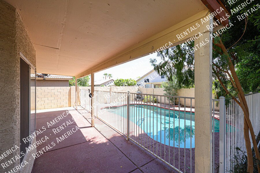 Spacious 5-Bedroom Home with Private Pool in Chandler property image