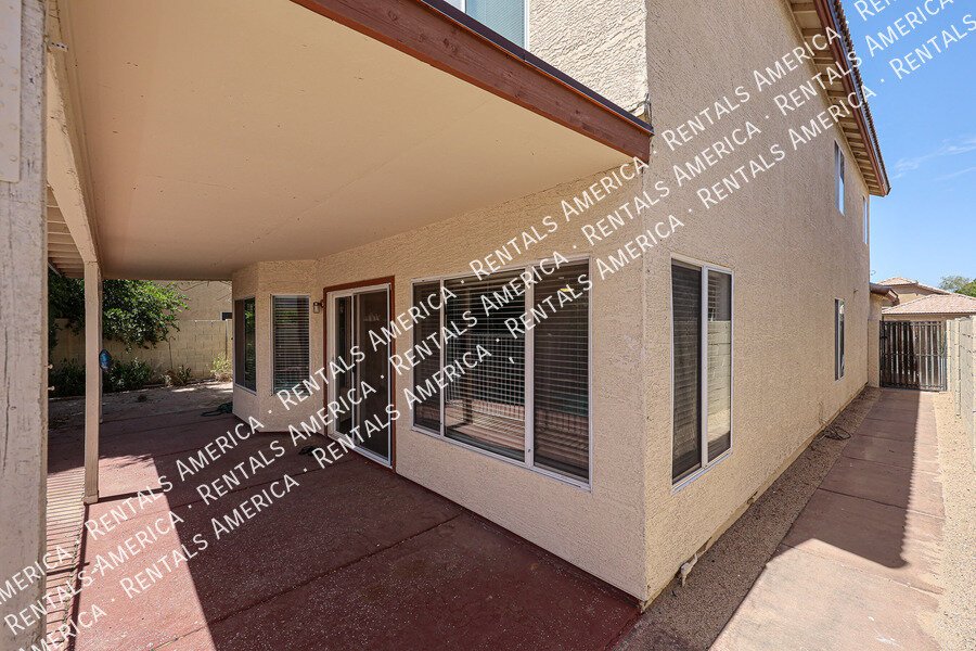 Spacious 5-Bedroom Home with Private Pool in Chandler property image