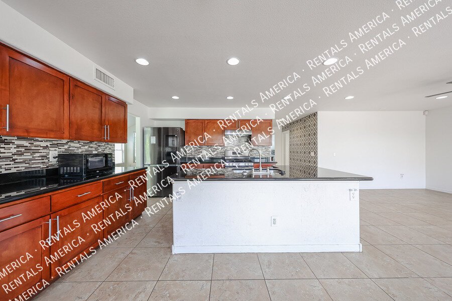 Spacious 5-Bedroom Home with Private Pool in Chandler property image