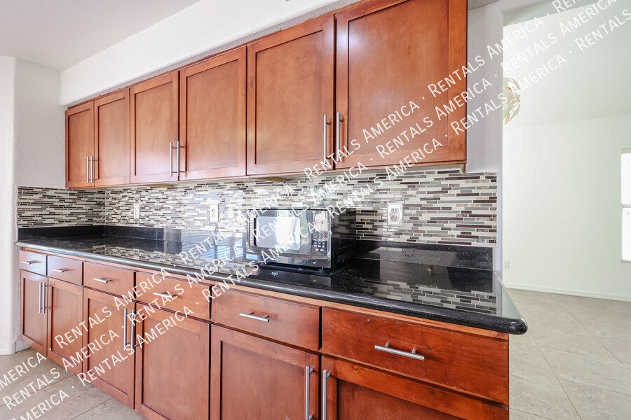 Spacious 5-Bedroom Home with Private Pool in Chandler property image