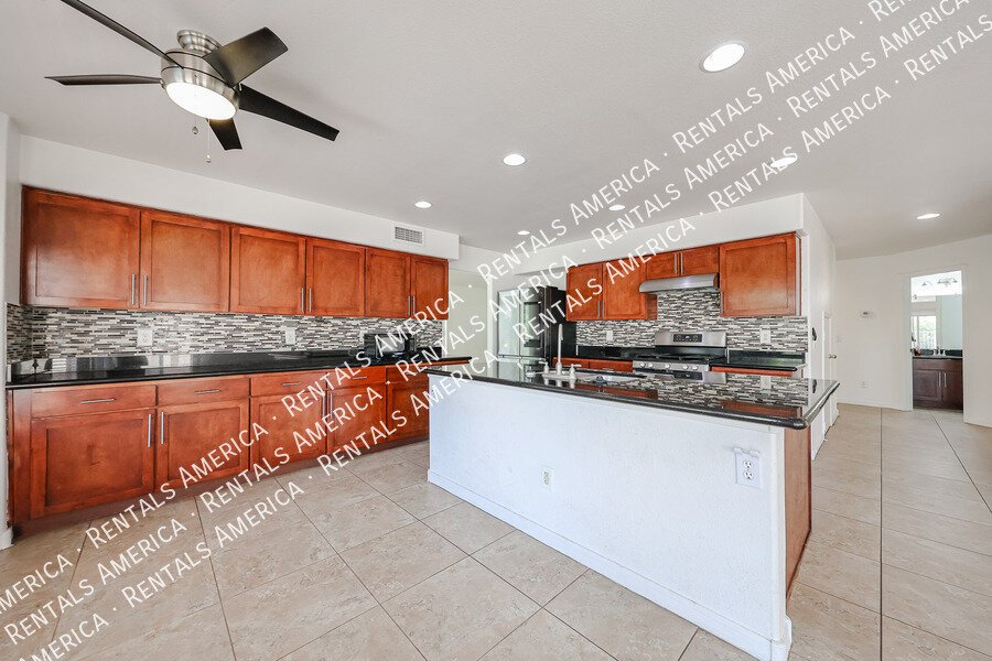 Spacious 5-Bedroom Home with Private Pool in Chandler property image