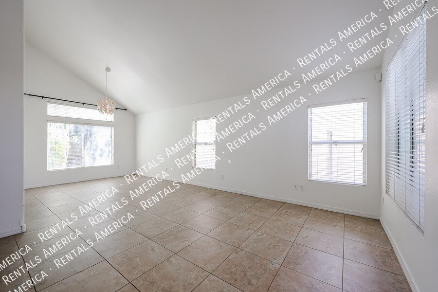 Spacious 5-Bedroom Home with Private Pool in Chandler property image