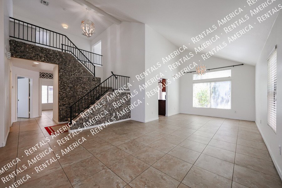 Spacious 5-Bedroom Home with Private Pool in Chandler property image