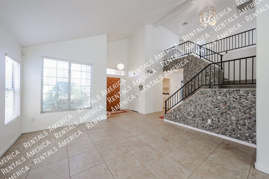 Spacious 5-Bedroom Home with Private Pool in Chandler property image