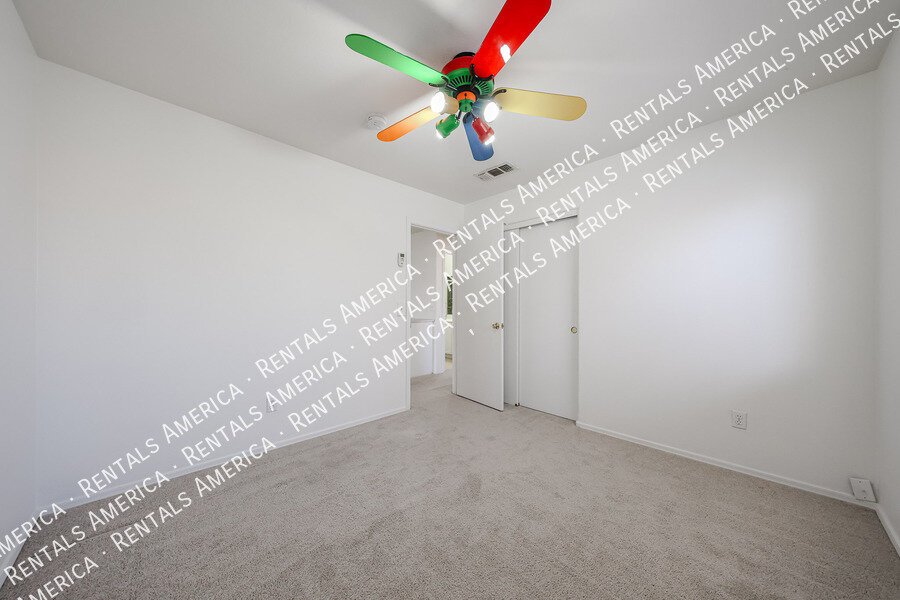 Spacious 5-Bedroom Home with Private Pool in Chandler property image