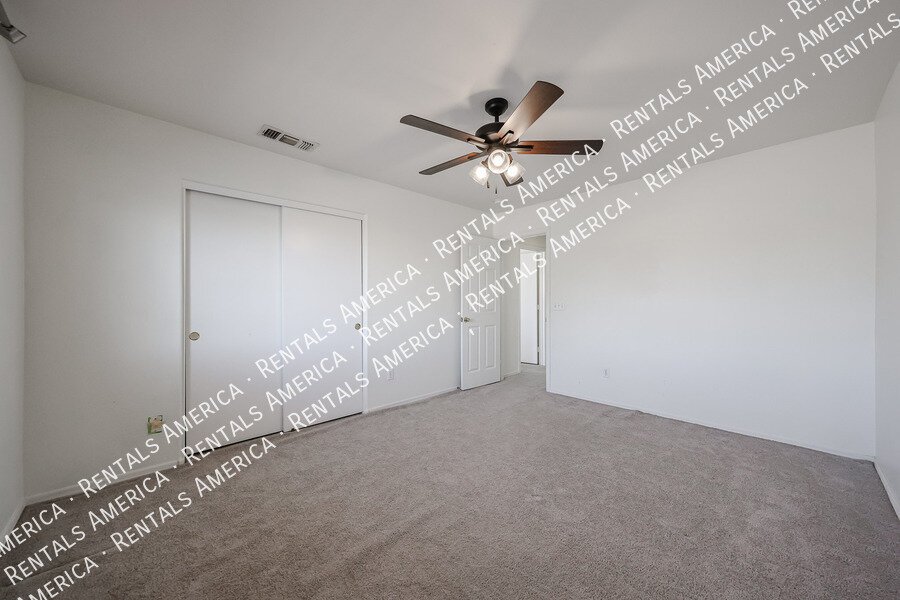 Spacious 5-Bedroom Home with Private Pool in Chandler property image