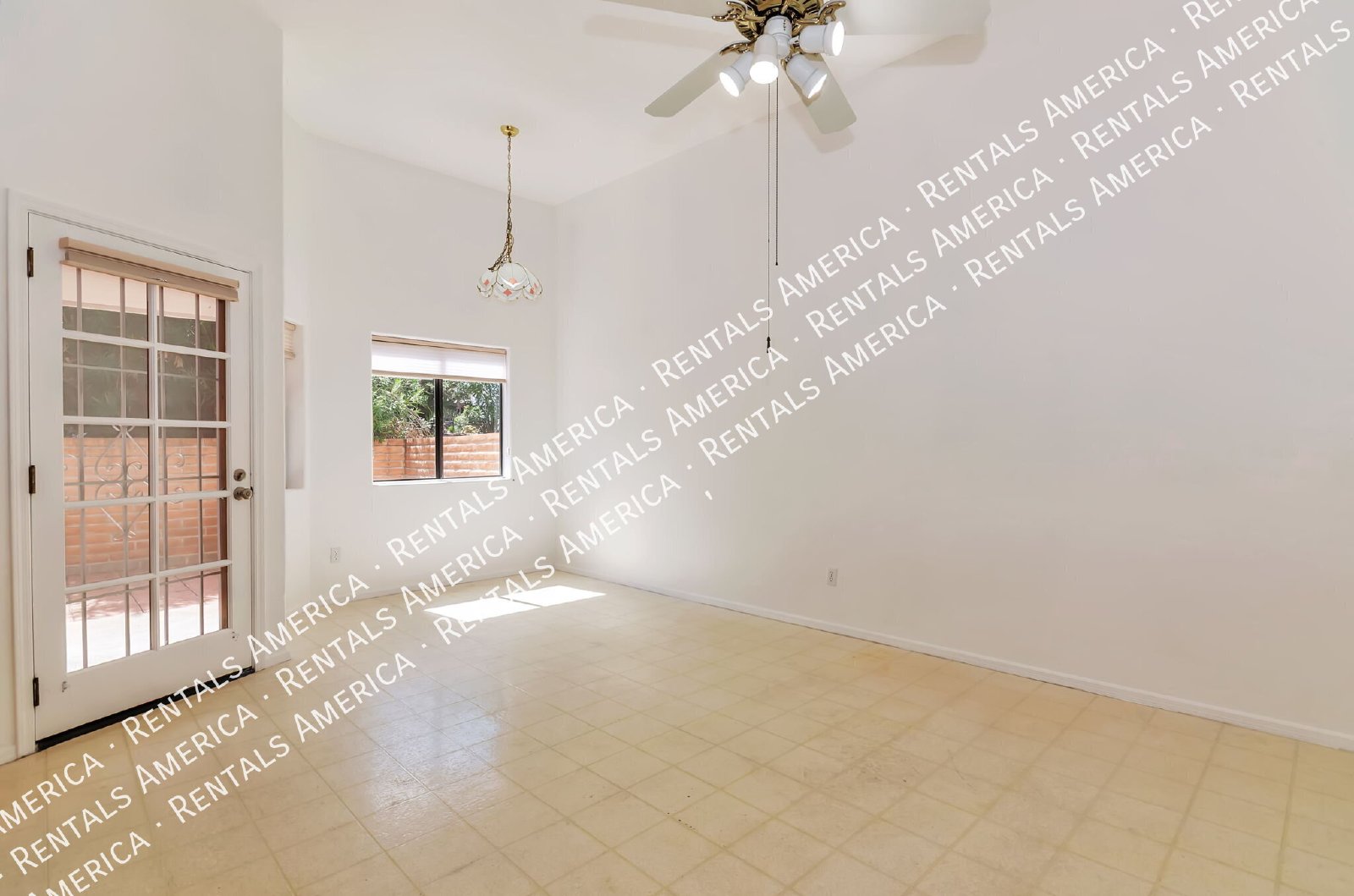 2 BD, in Oro Valley Country CLub property image