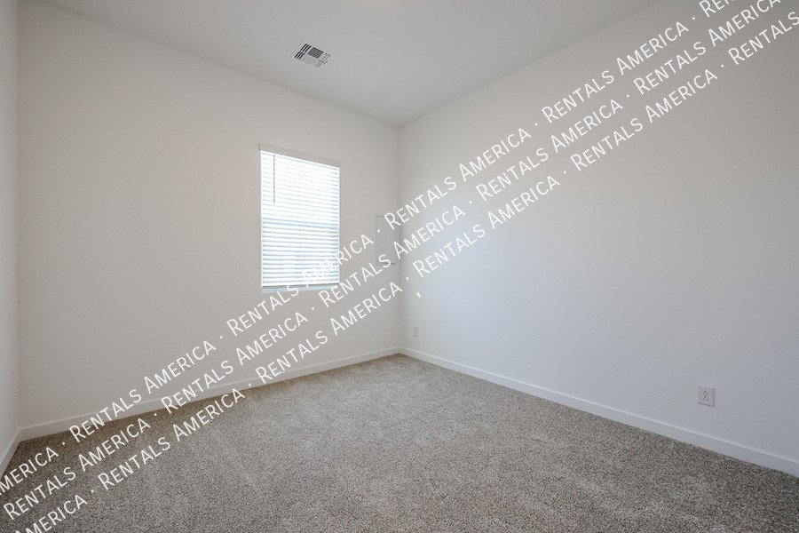 Awesome 4 Bedroom home in Chandler property image
