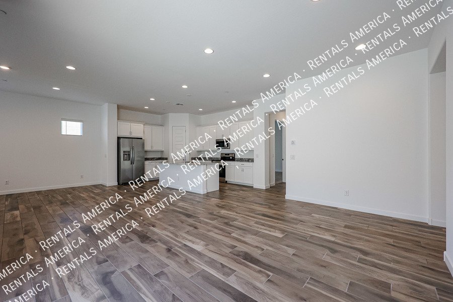 Awesome 4 Bedroom home in Chandler property image