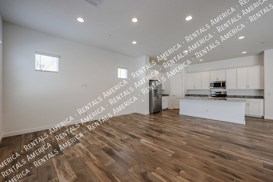 Awesome 4 Bedroom home in Chandler property image