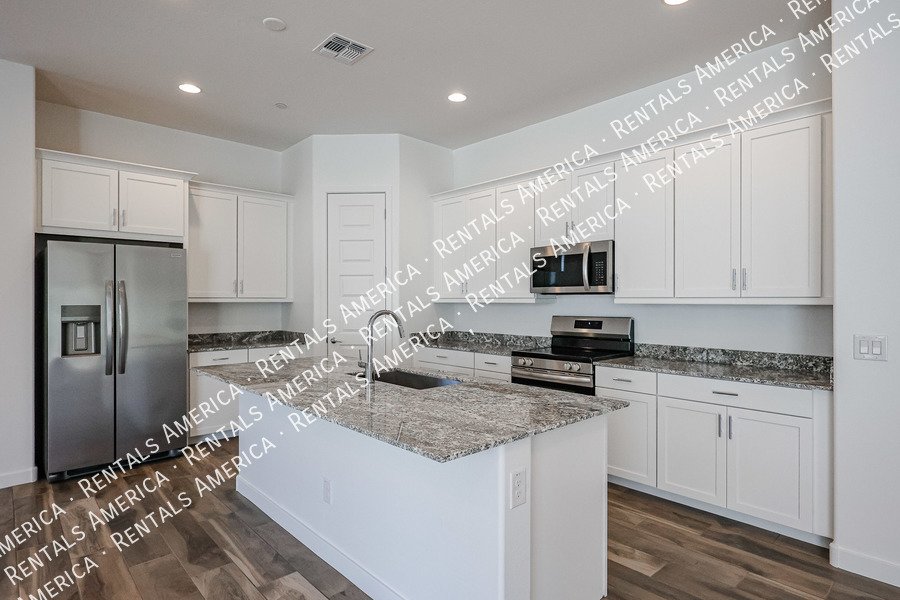 Awesome 4 Bedroom home in Chandler property image