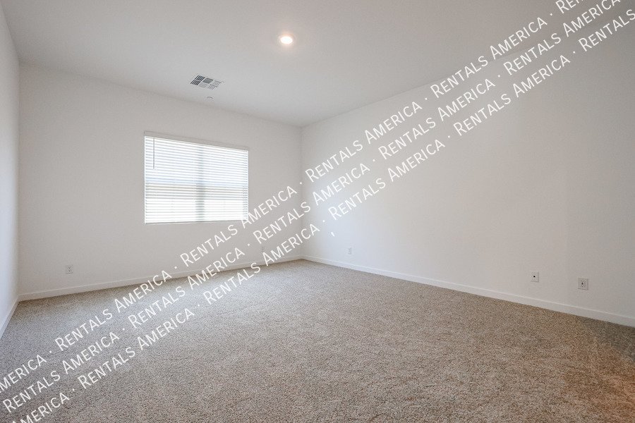 Awesome 4 Bedroom home in Chandler property image