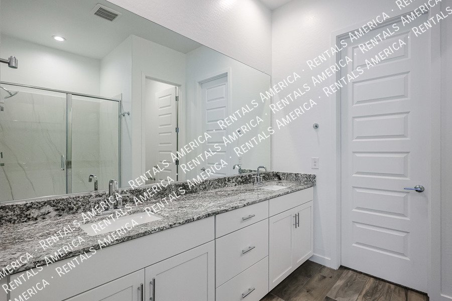Awesome 4 Bedroom home in Chandler property image