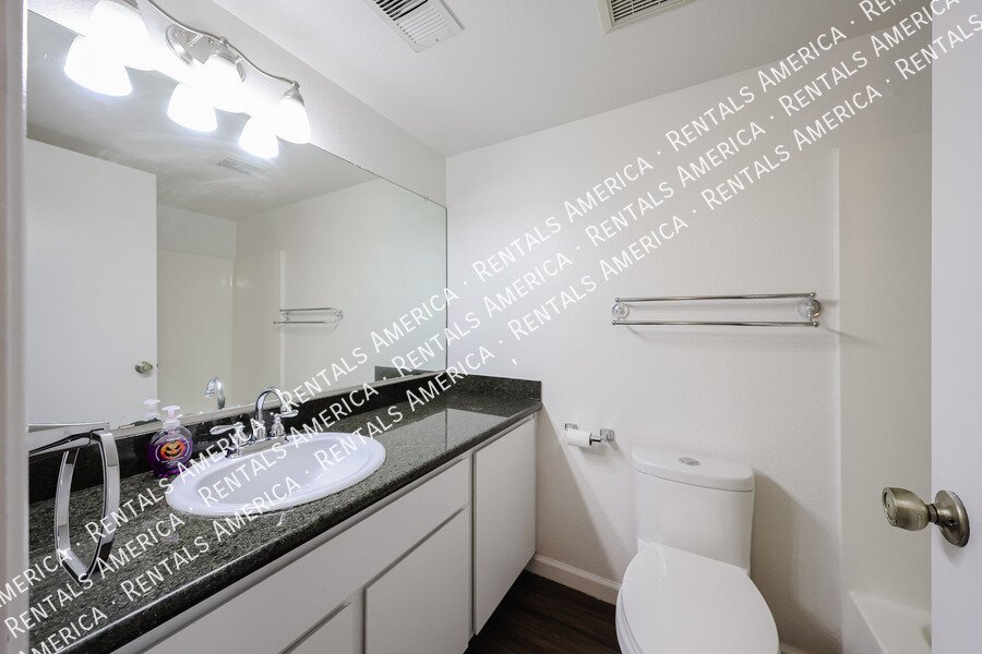 Updated Condo in Maryland Manor-$500 off M/I by 10/30 property image