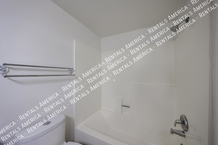 Updated Condo in Maryland Manor-$500 off M/I by 10/30 property image