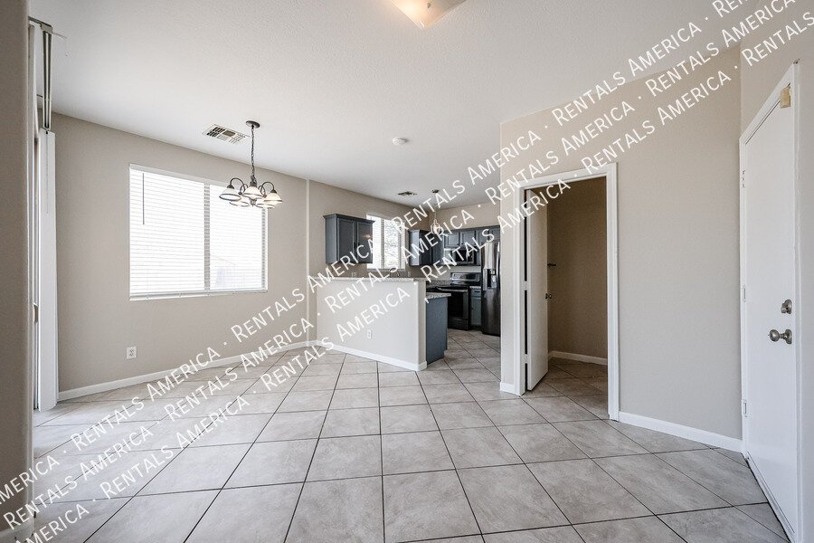 MOVE IN SPECIAL!!!!! TWO WEEKS FREE!!! property image
