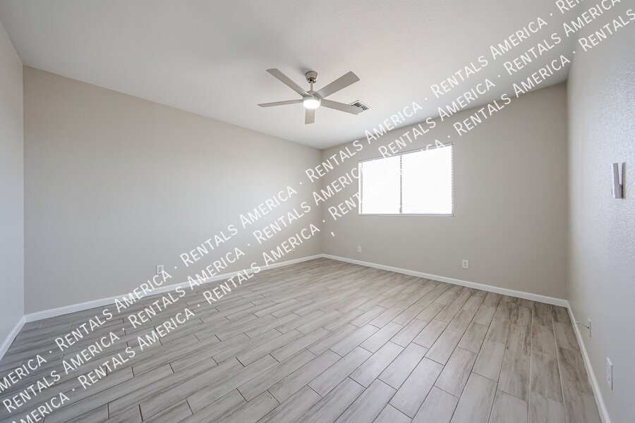 MOVE IN SPECIAL!!!!! TWO WEEKS FREE!!! property image