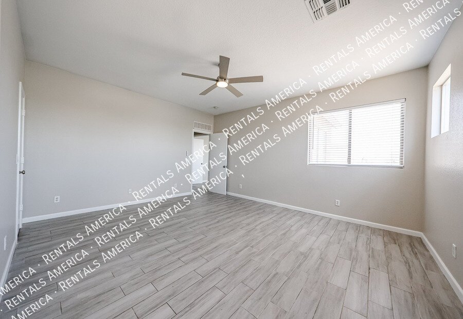 MOVE IN SPECIAL!!!!! TWO WEEKS FREE!!! property image