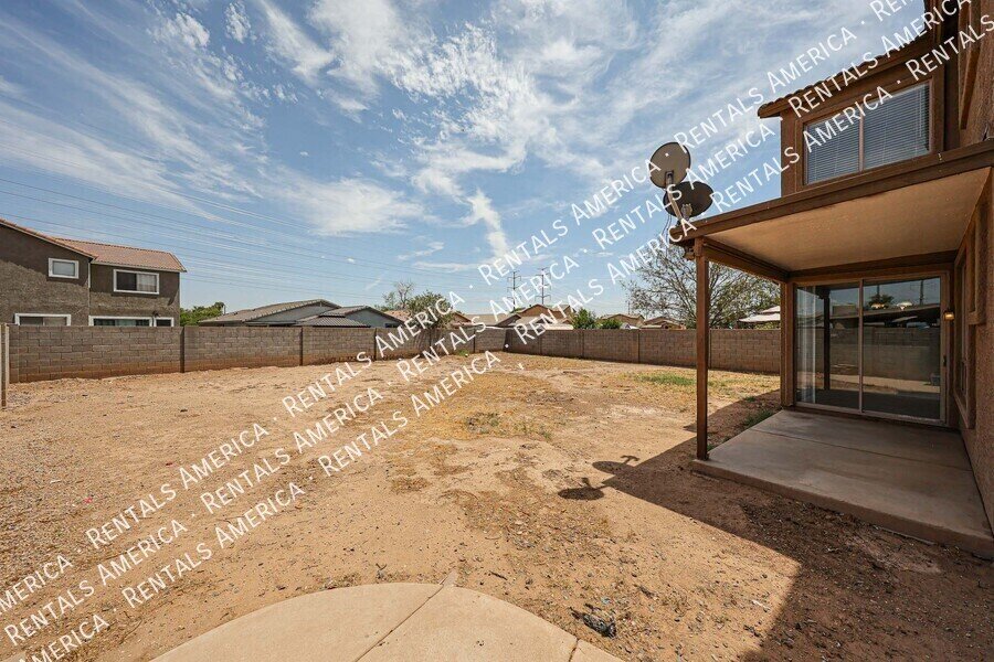 MOVE IN SPECIAL!!!!! TWO WEEKS FREE!!! property image