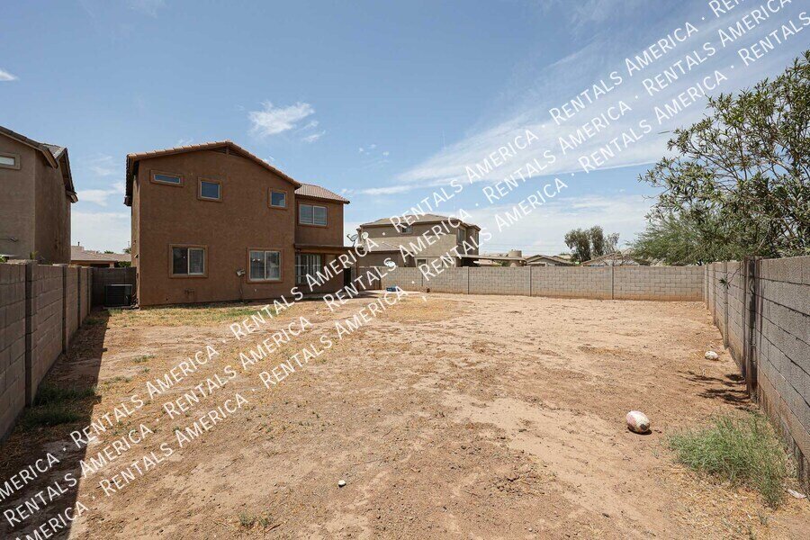 MOVE IN SPECIAL!!!!! TWO WEEKS FREE!!! property image